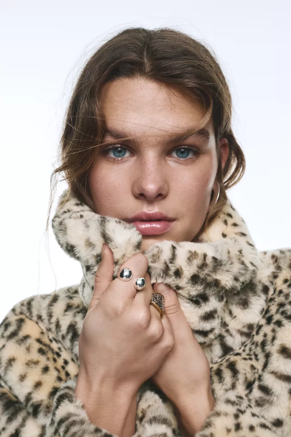 PULL&BEAR Шуба из искусственного меха с анималистическим принтом, разноцветный