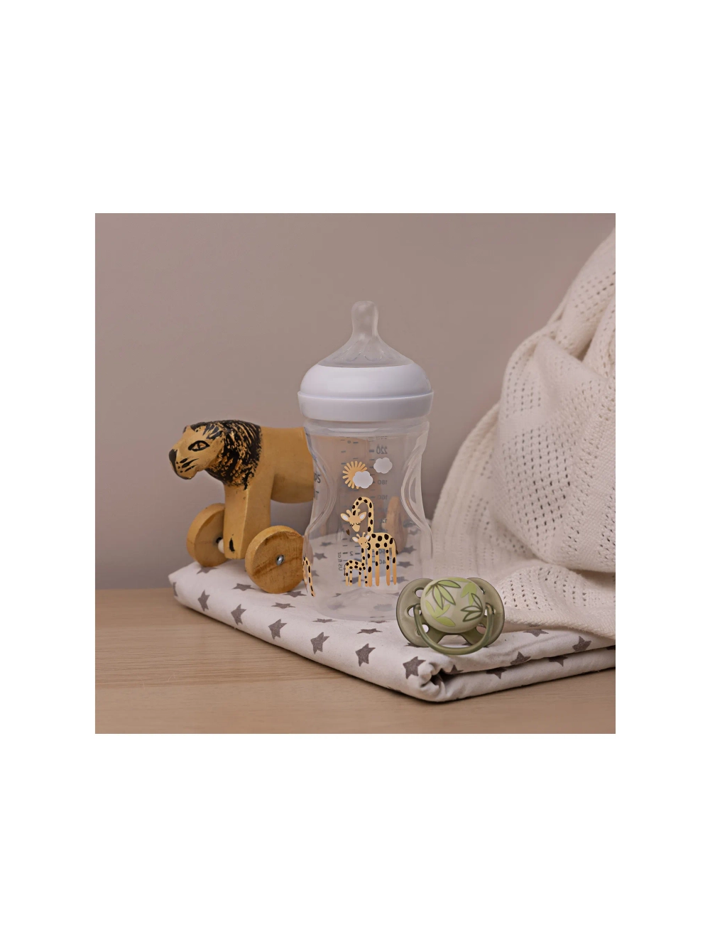 Пустышка Philips Avent ортодонтическая 0-6 мес. 2 шт. SCF091/07
