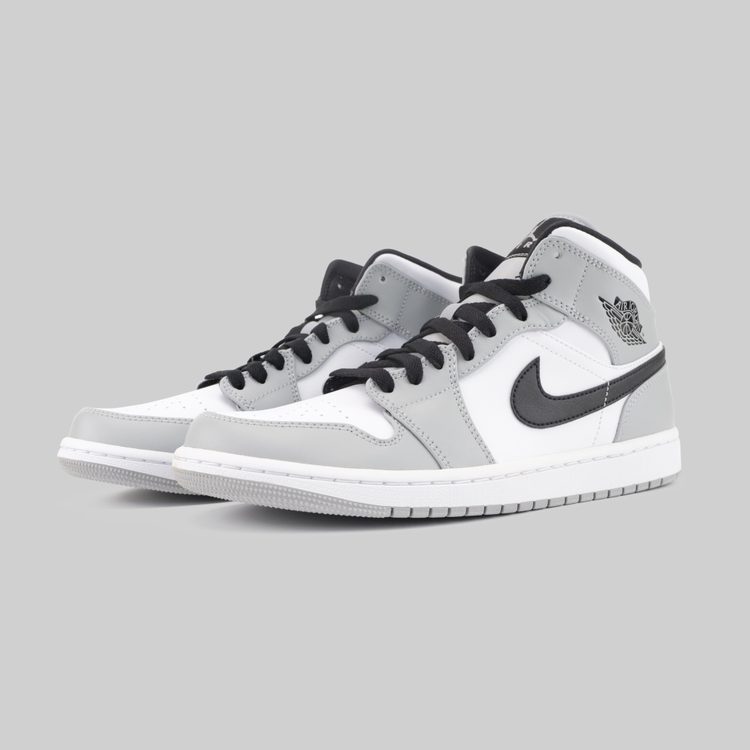 Кроссовки Jordan 1 Mid Light Smoke Grey артикул:554724-092 - купить в магазине Дайс