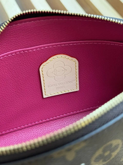 Косметичка Louis Vuitton