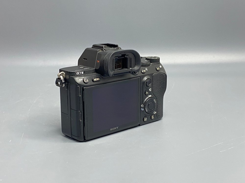 Sony A7 III