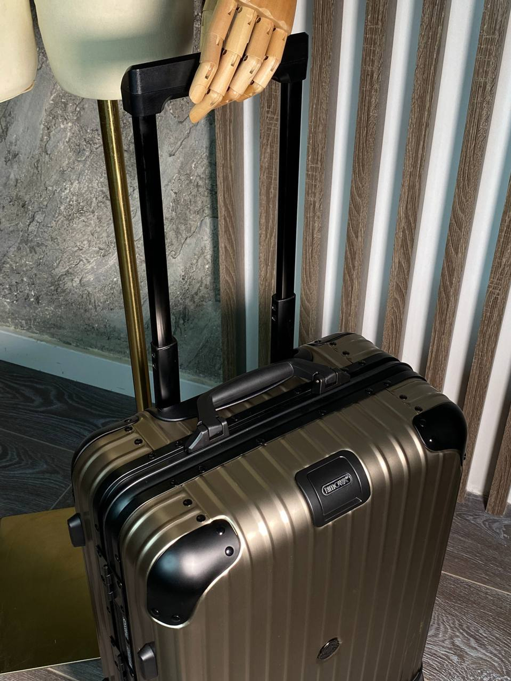 Чемодан Rimowa