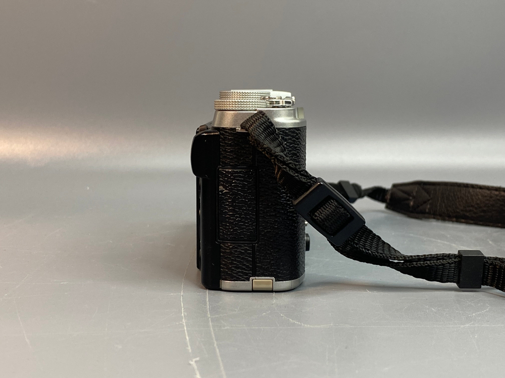 Fujifilm X-A2 Kit 16–50мм