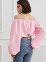 Блузка нарядная с открытыми плечами