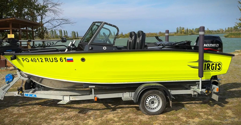Алюминиевая моторная лодка Гиргис 440 Фиш