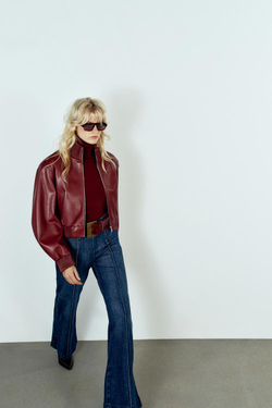 ZARA КОРОТКИЙ БОМБЕР С ПОДПЛЕЧНИКАМИ, КРАСНЫЙ