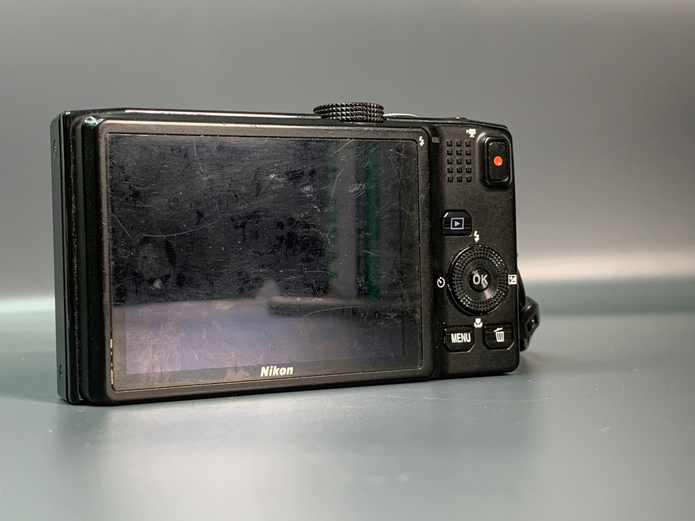 Nikon Coolpix S8200