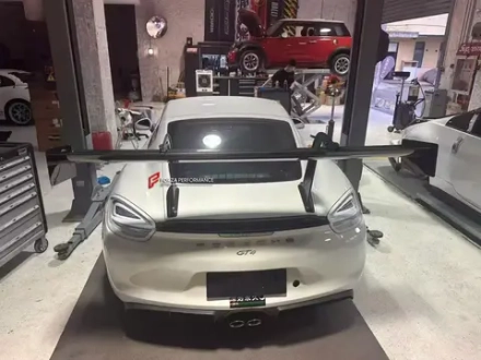 Карбоновый спойлер для Porsche 718 982/981 2012+ Порше