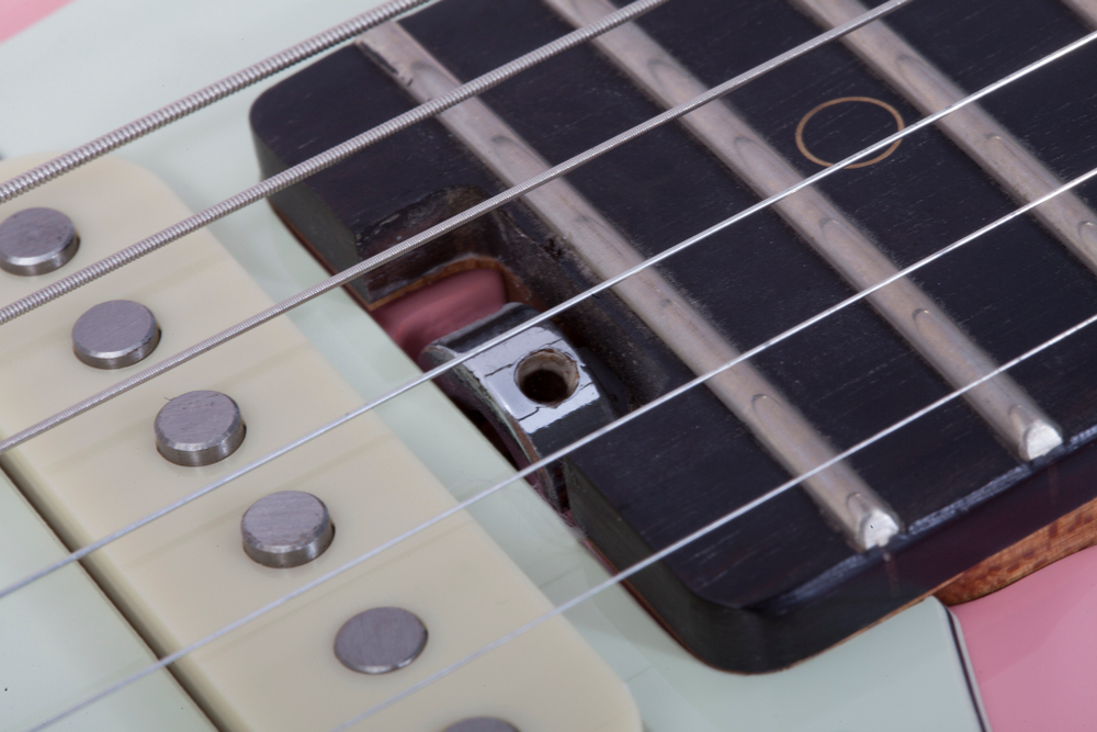 Schecter NICK JOHNSTON TRAD-SSS ATOMIC CORAL