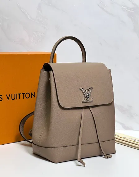 Рюкзак Louis Vuitton Lockme бежевый
