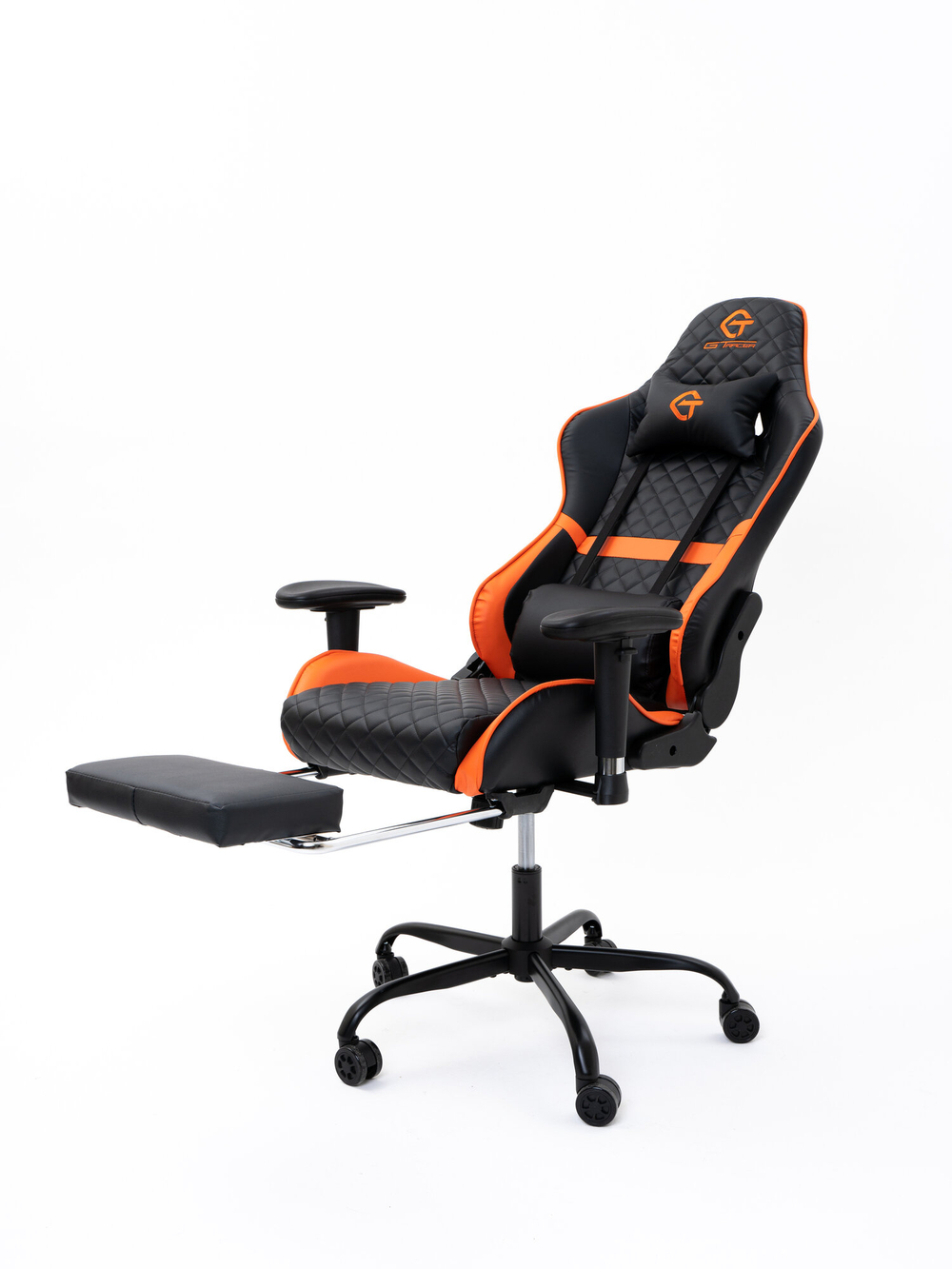 Игровое компьютерное кресло
