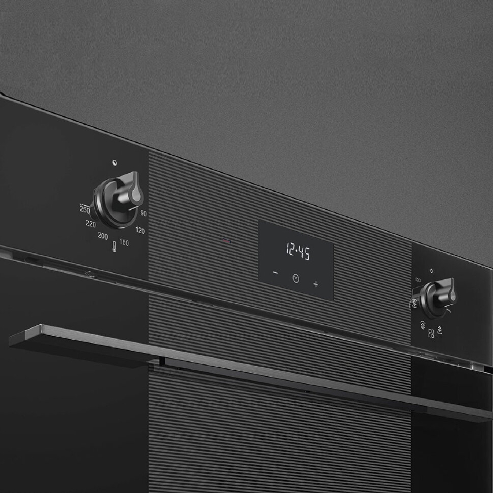 Многофункциональный духовой шкаф Smeg SF6100VB3