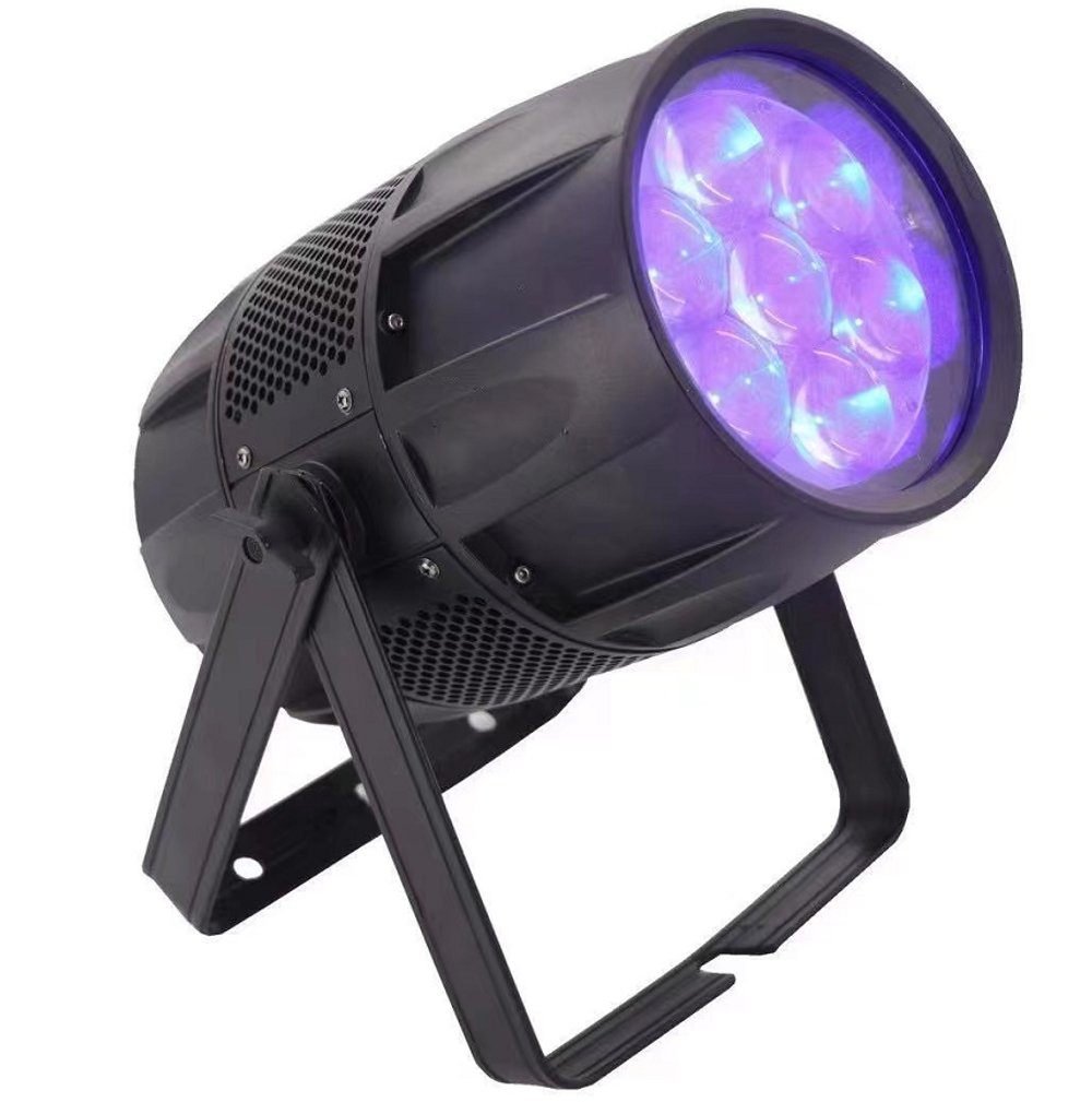 PAR 7x40 - Светодиодный PAR-прожектор Osram RGBW с зумом 4°-60° IP65