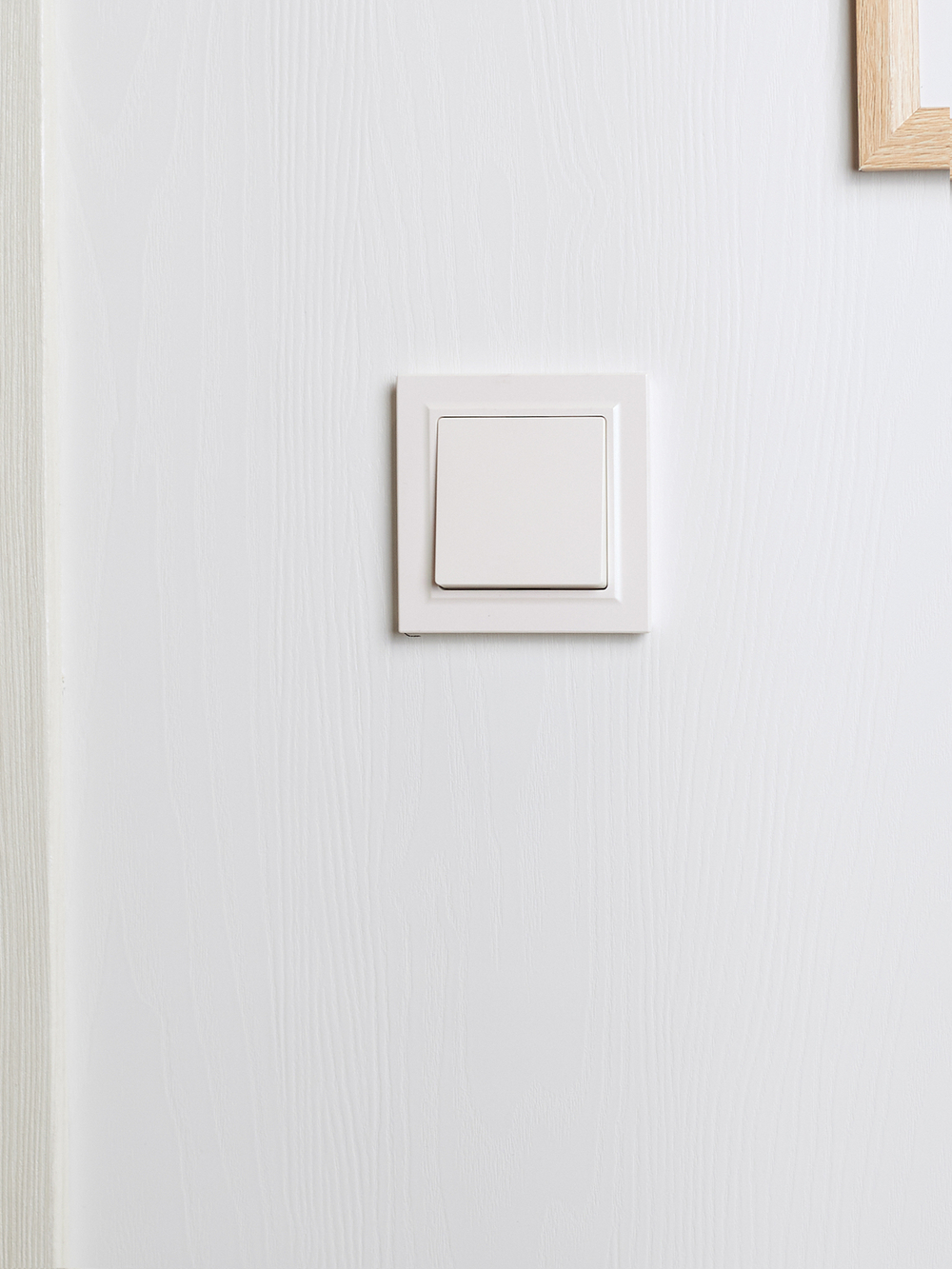 BRITE Рамка 1-местная IP44 РУ-1-БрЖ-44 жемчуг IEK
