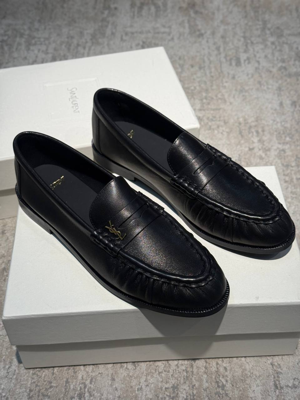 Лоферы Yves Saint Laurent