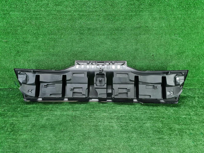 Накладка крышки багажника BMW X6 G06 (2019-н.в.) (В пленке)