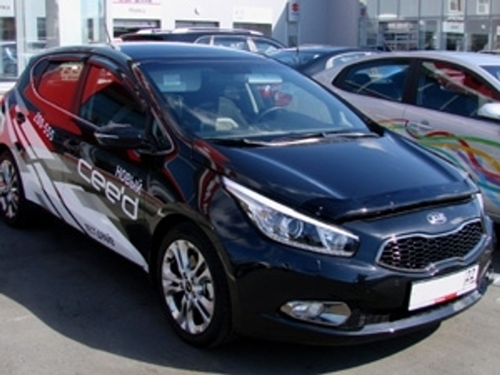 Дефлектор капота темный KIA C'EED 2012-2018, NLD.SKICEE1212