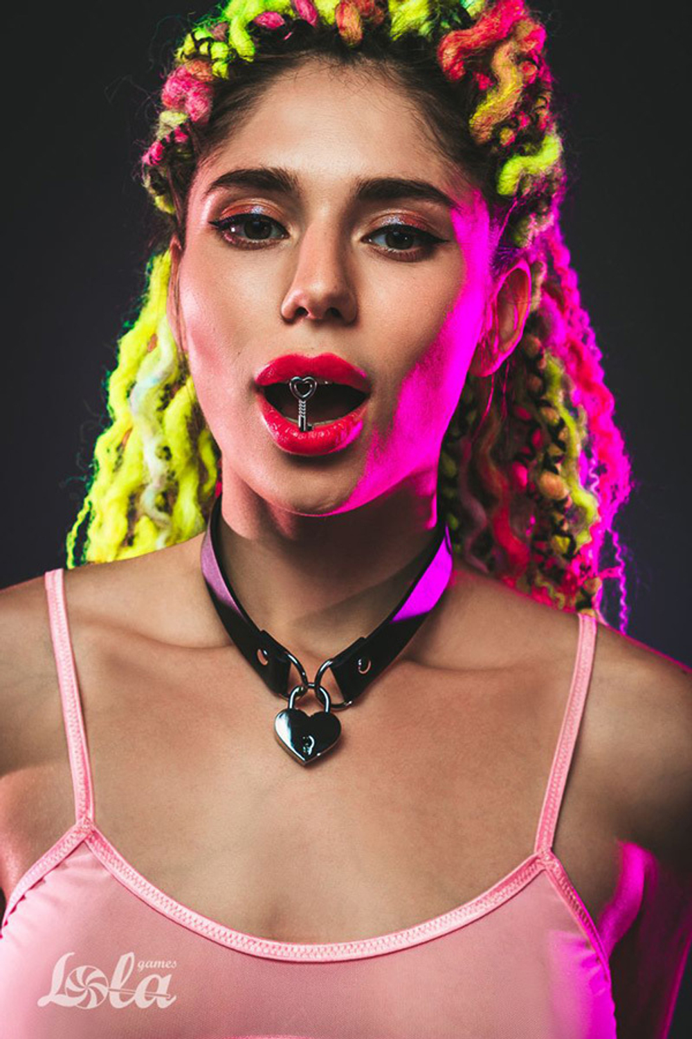 Черный ошейник с замком и ключиком Lola Games Party Hard Utopia 1091-01lola