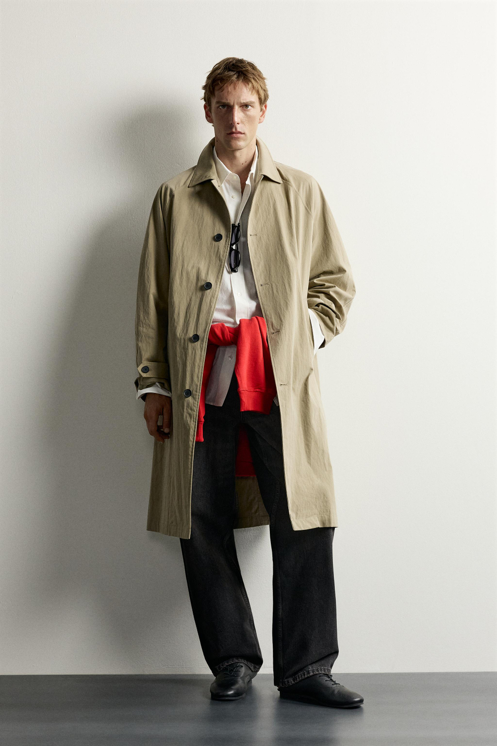КОНТРАСТНЫЙ ТРЕНЧ RELAXED FIT — ZARA