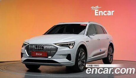 Audi e-tron 55 Quattro — 2022
