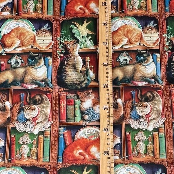 КНИЖНАЯ ПОЛКА, КОТЫ отрез 1 метр 4