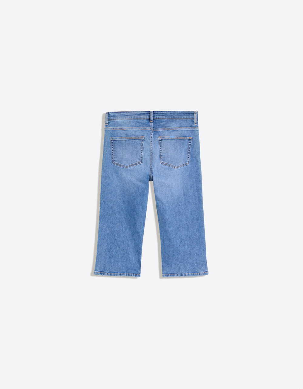 Женские джинсы капри из хлопка с эластаном - BERSHKA