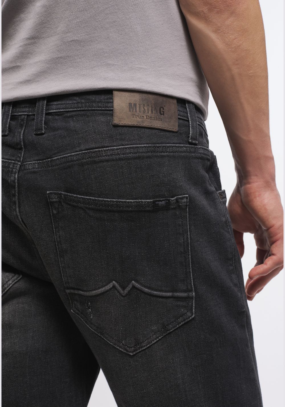 Джинсы Oregon Tapered 1012904-4000-884