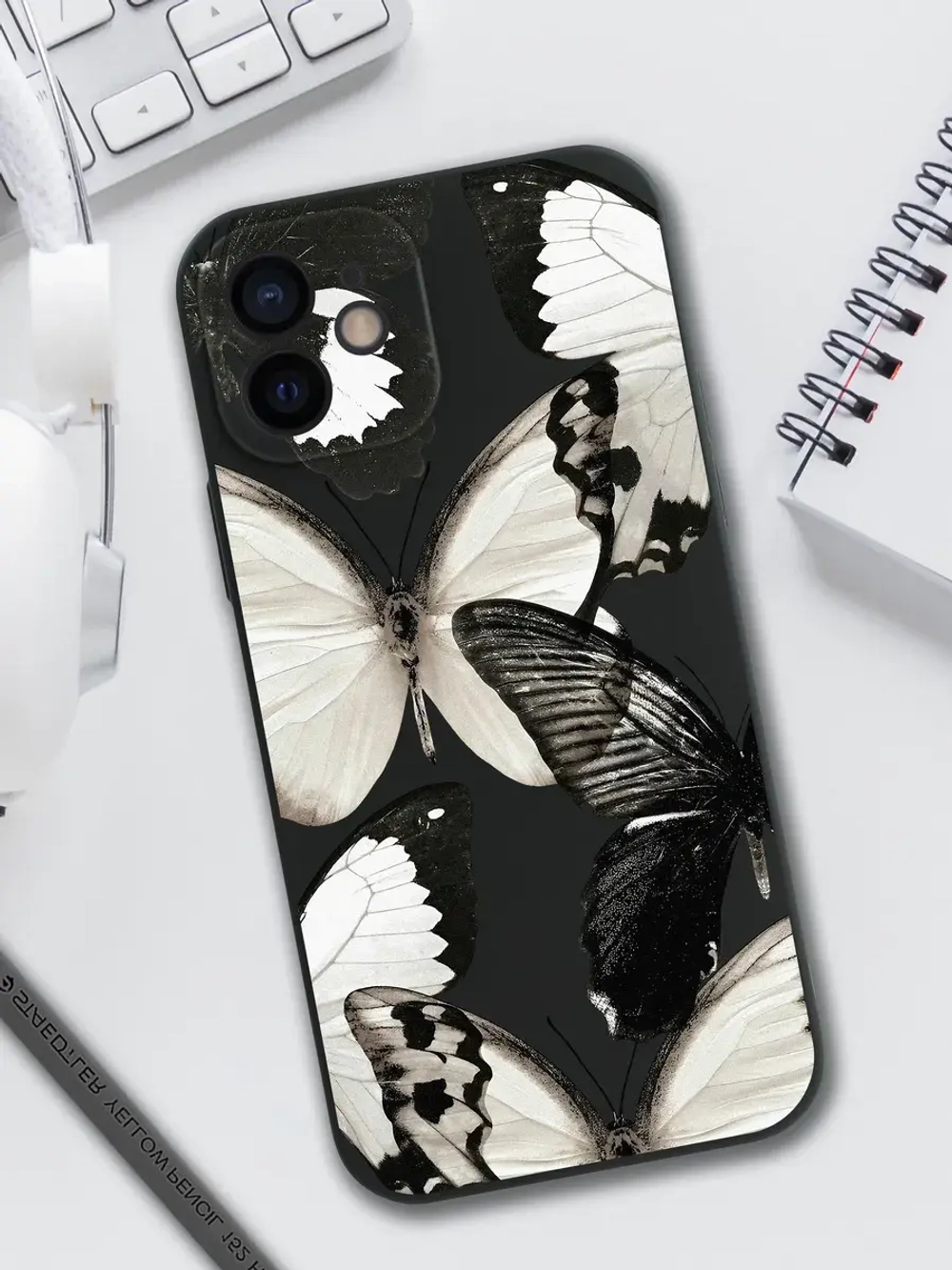 Чехол на iPhone 12 с принтом