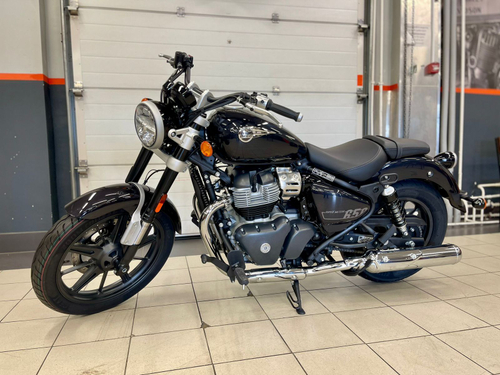 Royal Enfield 650 Super Meteor (Astral Black)