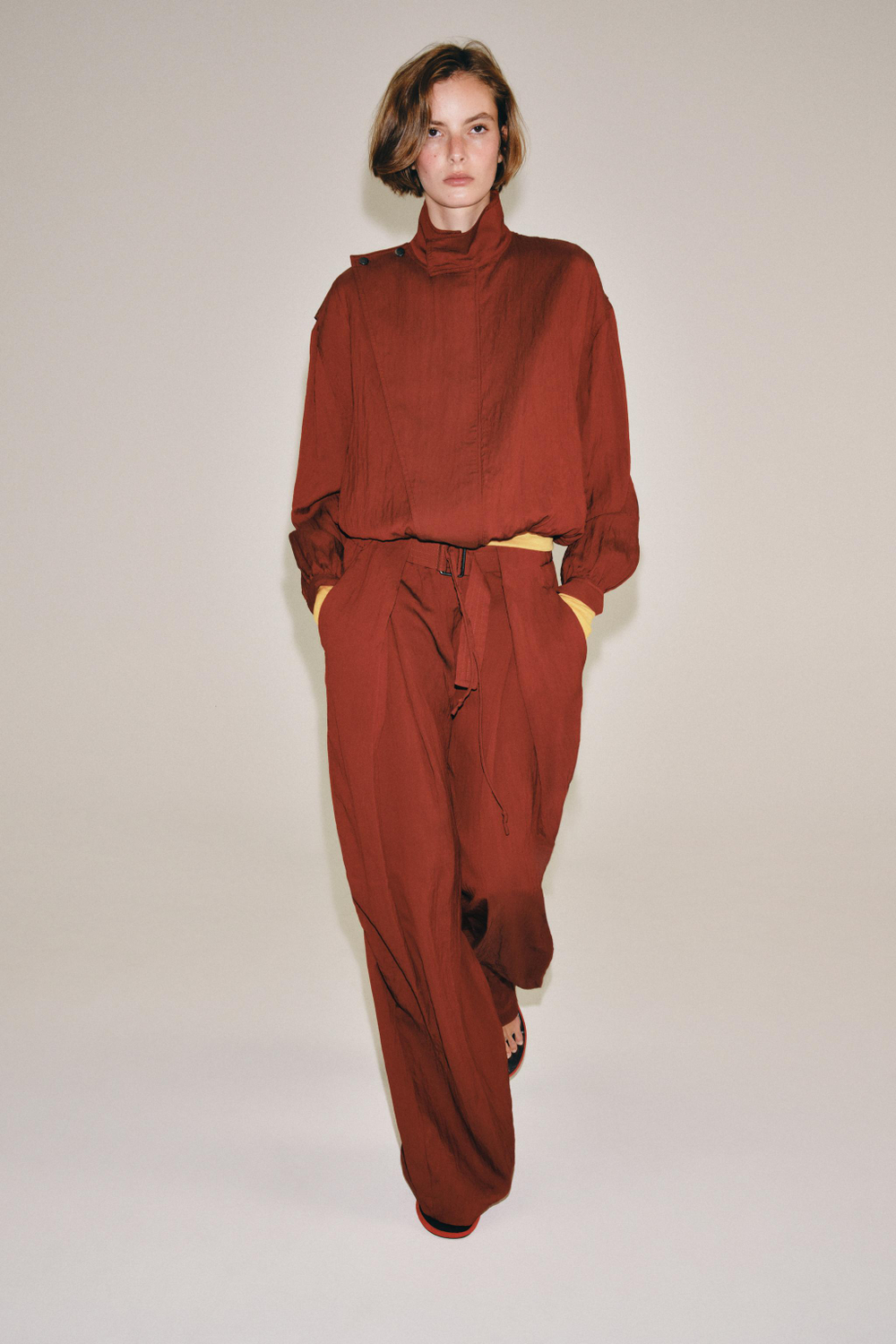 БРЮКИ С РЕМНЕМ И ПРЯЖКОЙ — ZW COLLECTION — ZARA