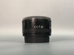 Canon EF 50 1.8 II