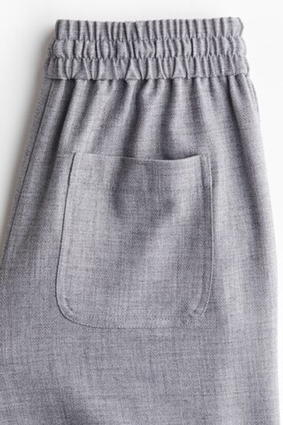 Свободные брюки со стяжкой — средняя посадка - H&M
