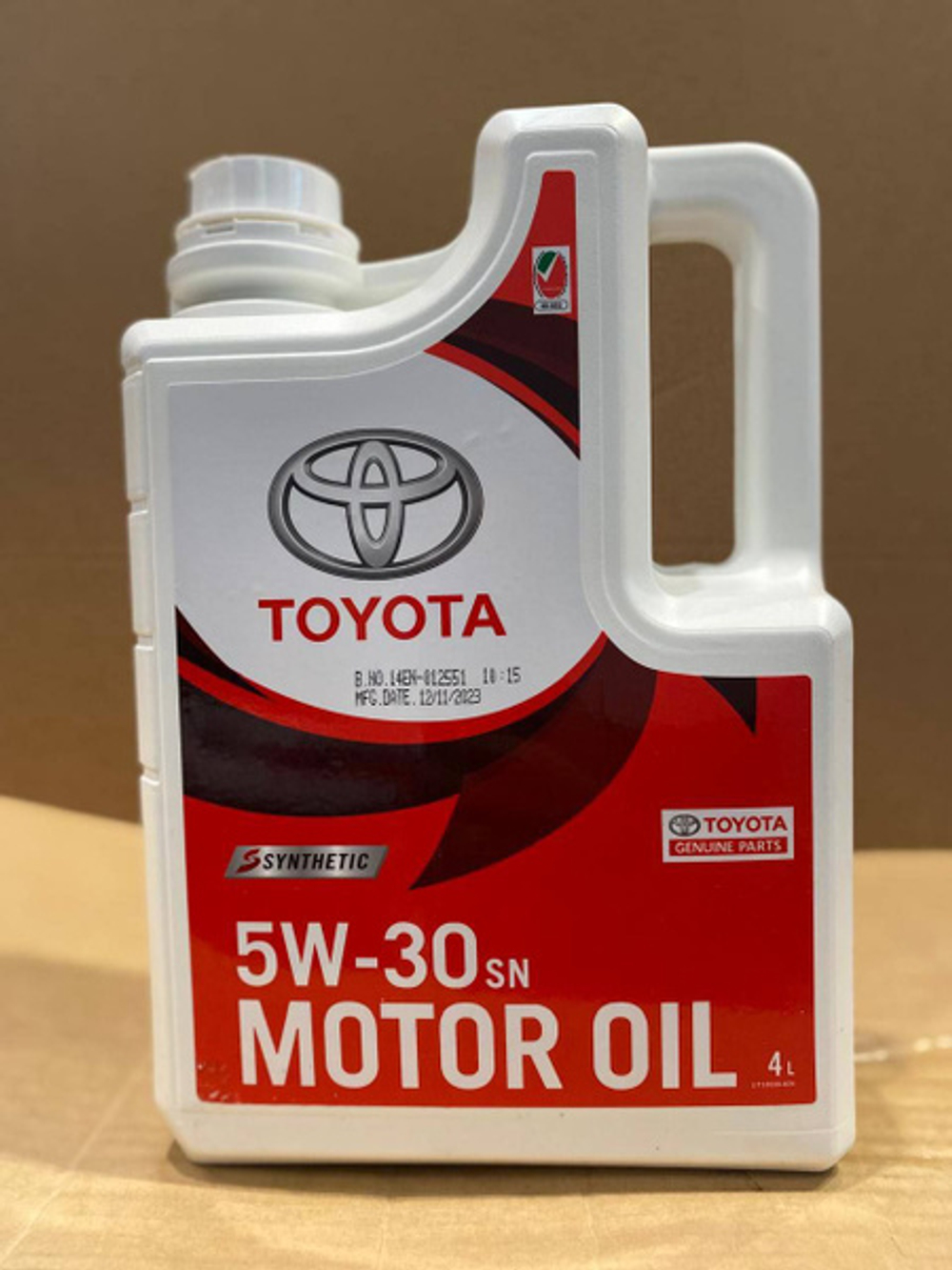 Масло моторное TOYOTA Engine Oil 5W-30 4 л 08880-83714