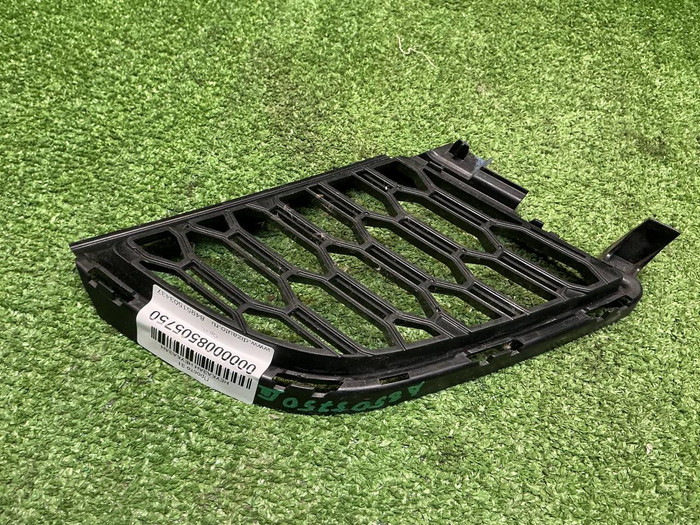 Решетка бампера правая BMW 3er G20 (18-22) M-paket