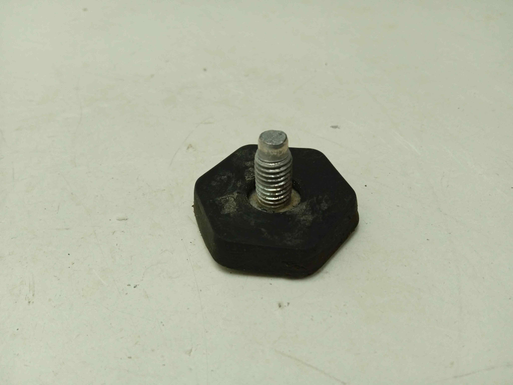 BWUA51051 кт181 Ножка для стиральной машины Indesit BWUA51051 б/у