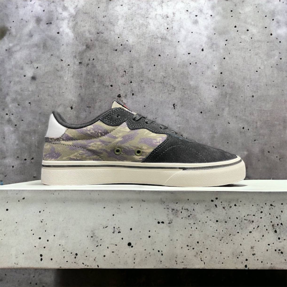 New Balance 232 • Khaki Black