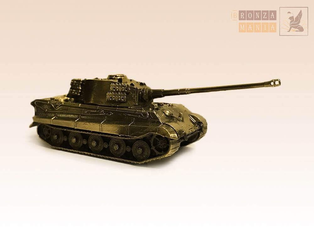 фигурка Танк Королевский Tiger II - Panzerkampfwagen VI Ausf. B (1:100)