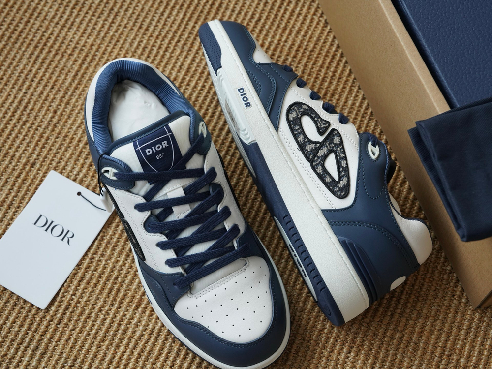 Кроссовки B57 Dribble