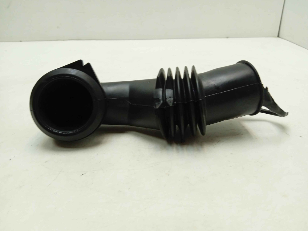 RST703D кт169 Заливной патрубок для стиральной машины Hotpoint-Ariston RST703D б/у