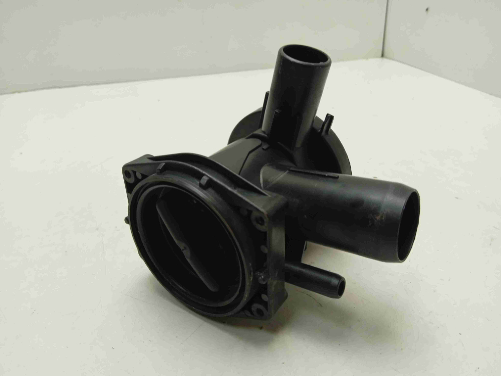 WFT2830 кт187 Улитка сливного насоса для стиральной машины Bosch WFT2830 б/у