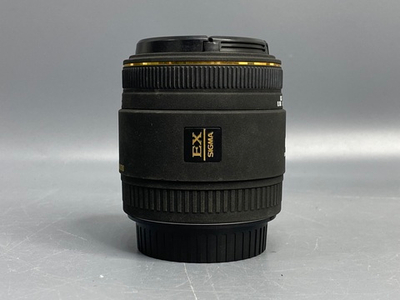 Sigma 50 mm f/2.8 EX DG Macro Canon EF