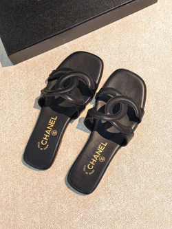 Шлепанцы Chanel