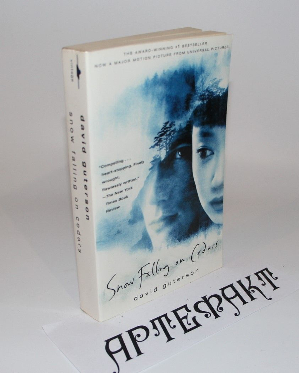 Snow Falling on Cedars / Guterson David / Книга на Английском / Гатерсон Дэвид Guterson David