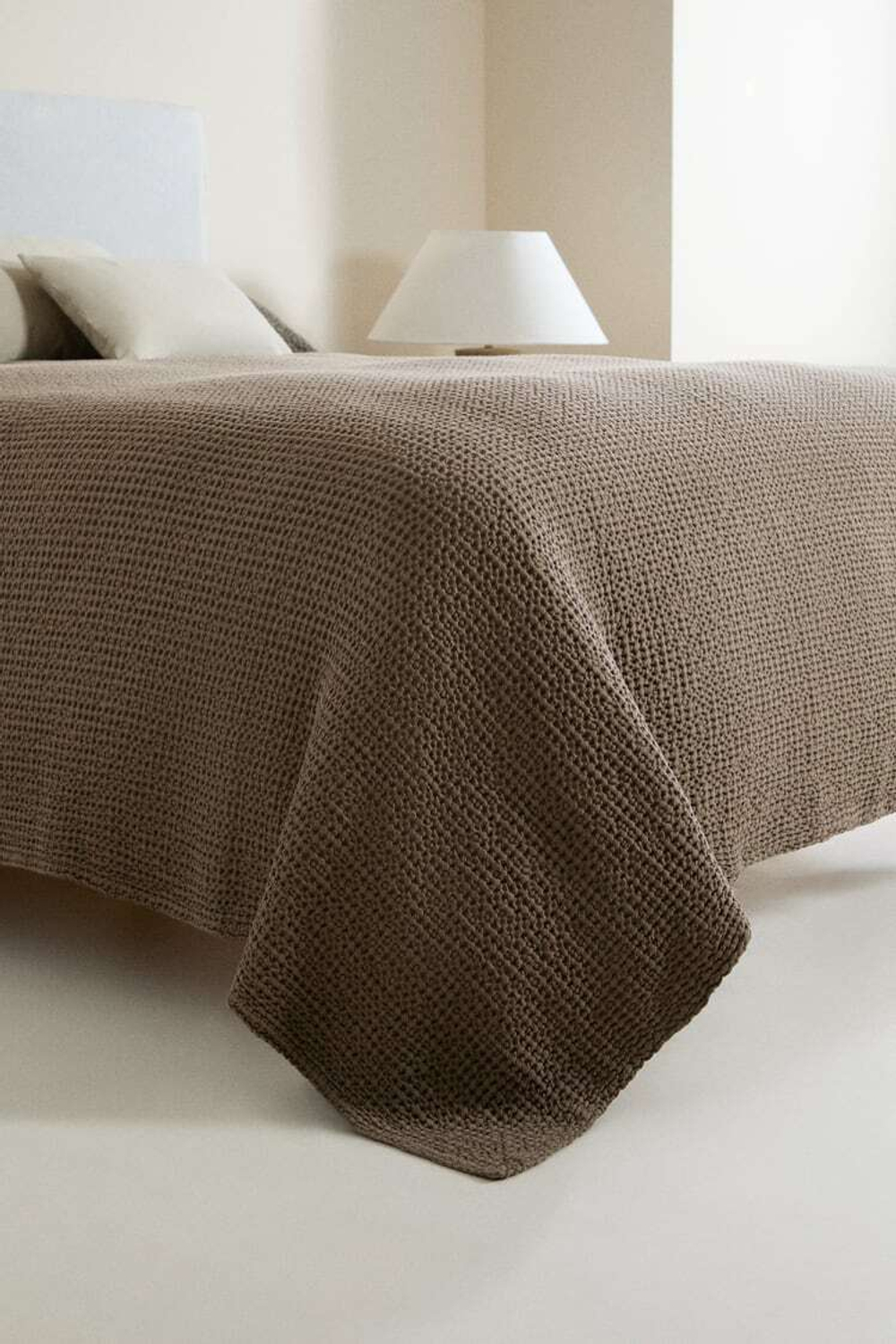 ZARA HOME ВАФЕЛЬНОЕ ПОКРЫВАЛО, ОЛИВКОВЫЙ