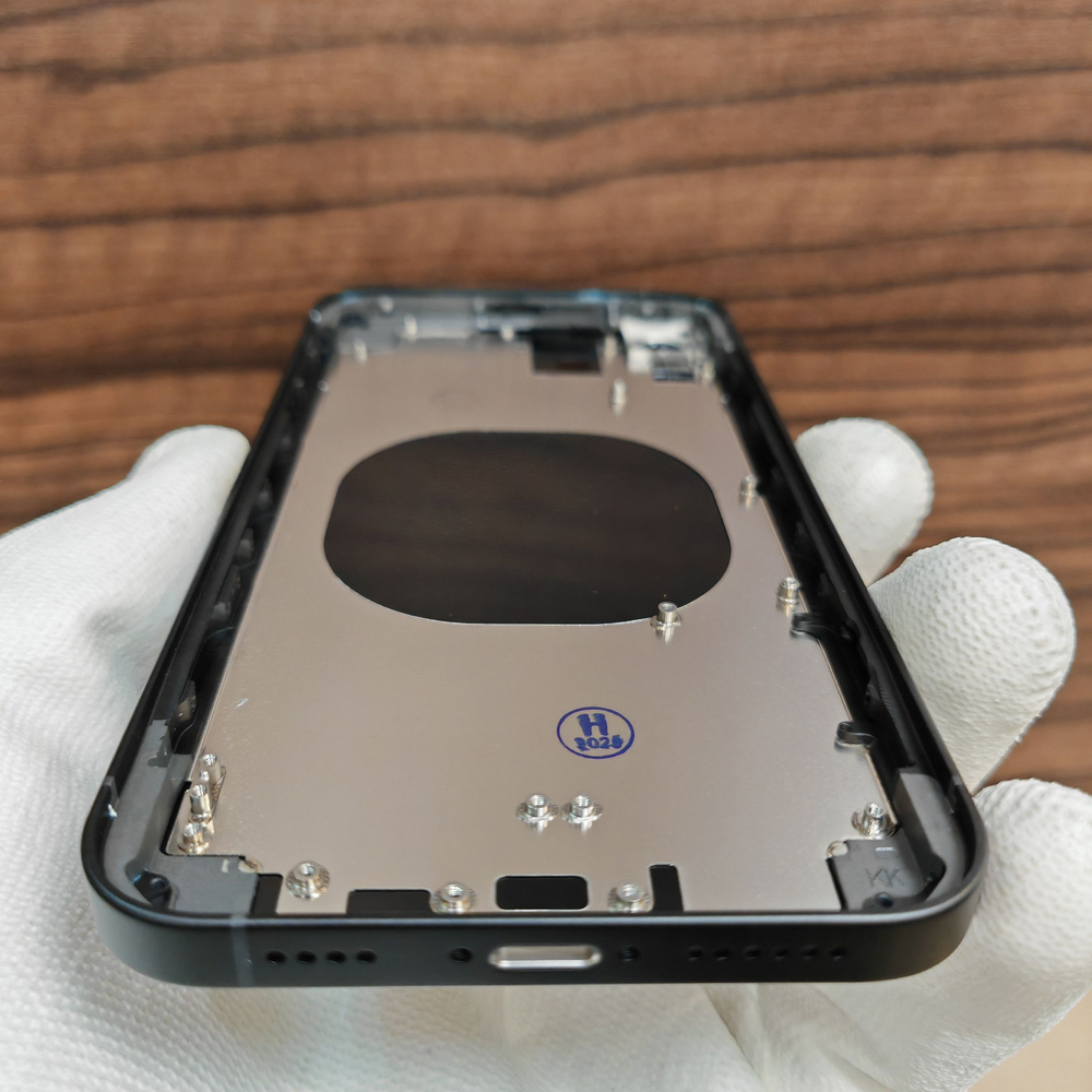 Корпус для iPhone XR в стиле iPhone 16 (цвет: White / Белый)