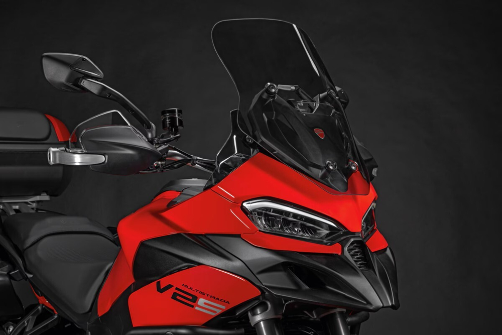 97181361AA DUCATI OVERSIZED SMOKE WINDSCREEN (MTS V2)