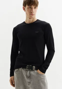 Футболка мужская GUESS