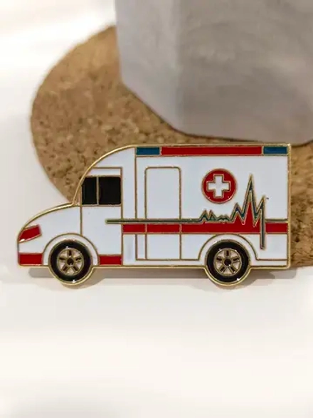 Значок медицинский "Машина Ambulance"
