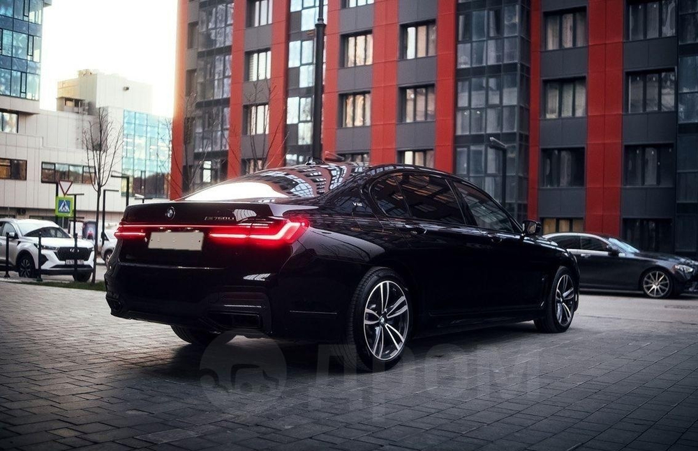 BMW 7-Series, 2019