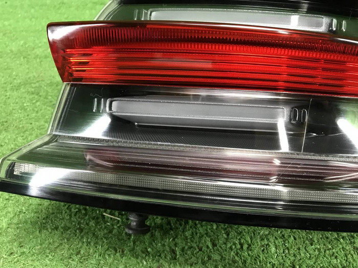Фонарь правый внешний Porsche Macan 95b (18-нв)